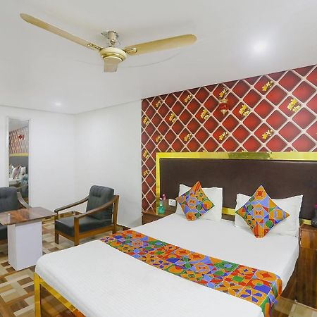 Fabexpress Umbrella Otel Danapur Dış mekan fotoğraf