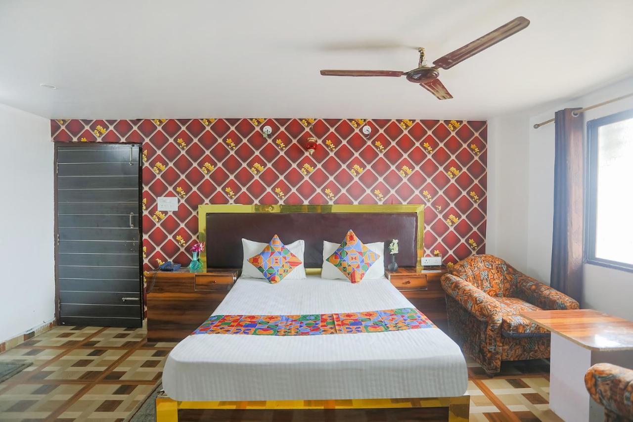 Fabexpress Umbrella Otel Danapur Dış mekan fotoğraf