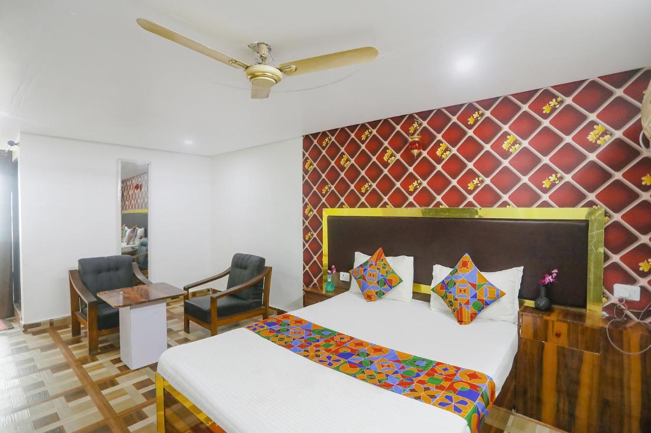 Fabexpress Umbrella Otel Danapur Dış mekan fotoğraf