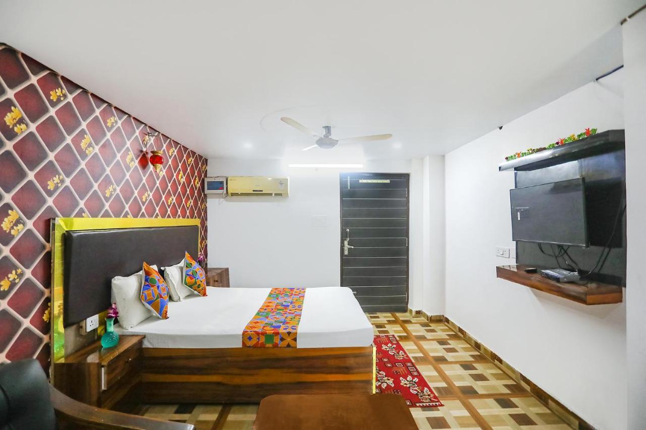 Fabexpress Umbrella Otel Danapur Dış mekan fotoğraf