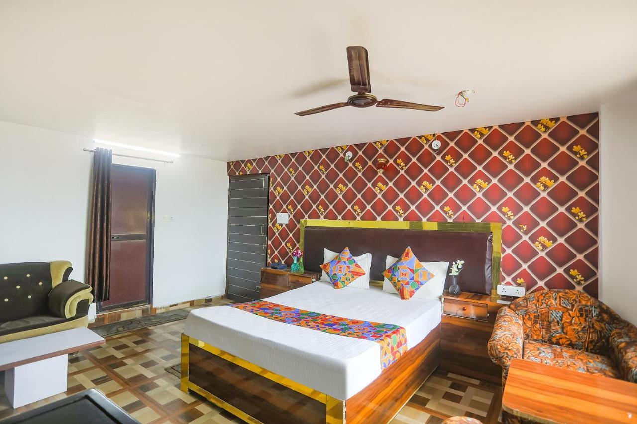 Fabexpress Umbrella Otel Danapur Dış mekan fotoğraf
