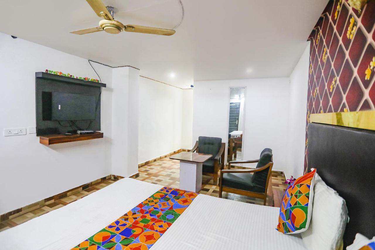 Fabexpress Umbrella Otel Danapur Dış mekan fotoğraf